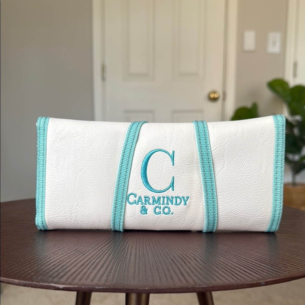 Carmindy & Co. White and Teal Makeup Brush Travel Set